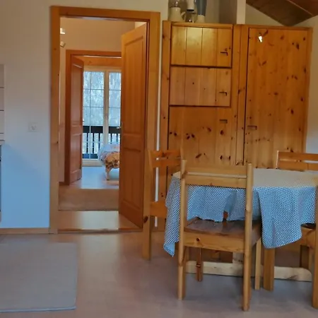 Lupins 25 Apartman